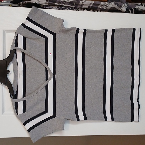 Tommy Hilfiger Women's Gray and White Striped V-neck Top - Picture 1 of 4